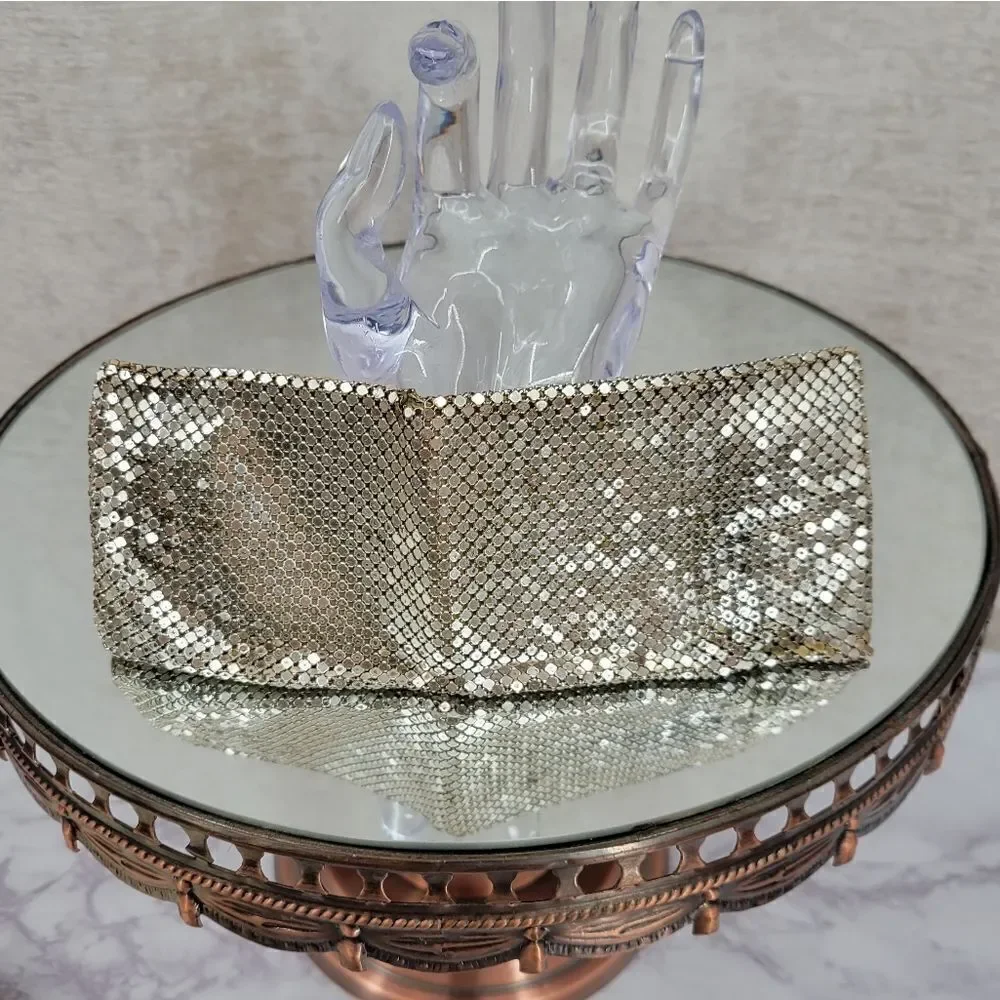 1950s Western Germany Silver Toned Chainmail Bi-Fold Wallet Women's